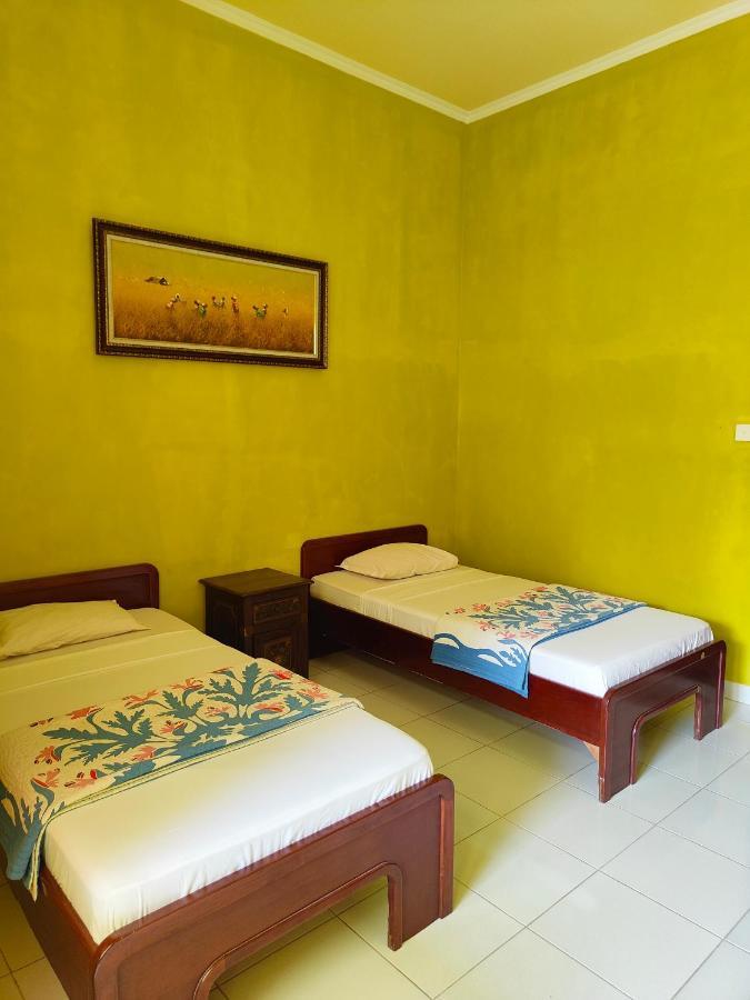 Berlian Inn Kuta Beach Exteriör bild