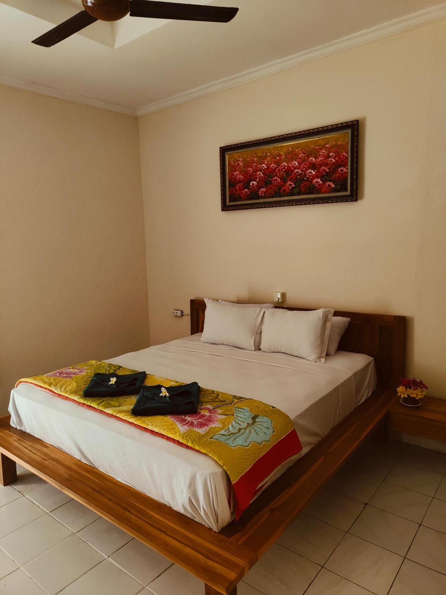 Berlian Inn Kuta Beach Exteriör bild
